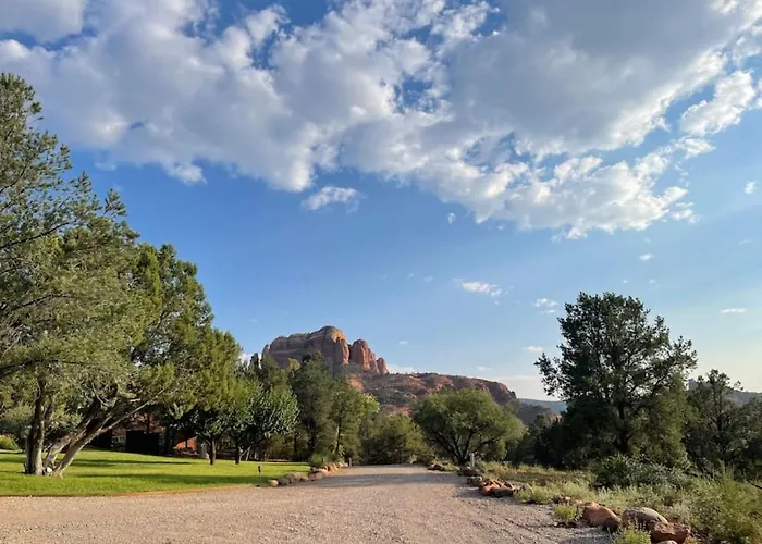 Hike Cathedral Rock And Then Cool Off In Oak Creek! Hébergement de vacances Sedona